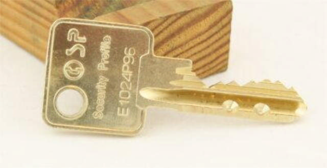 Cisa nyckel för containerlås