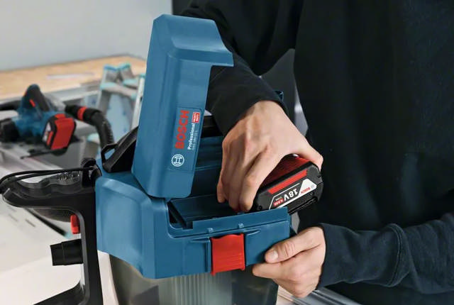 Bosch torr/våt dammsugare GAS 18V-10 L, med tillbehör